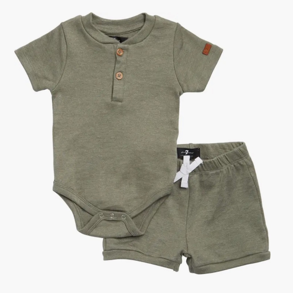 NWT- 7 for all mankind. Olive Green 2-Piece Bodysuit & Knit Shorts Set. Size 0-3